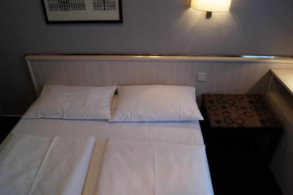 Berlin Plaza Hotel Am Kurfuerstendamm Pokój zdjęcie