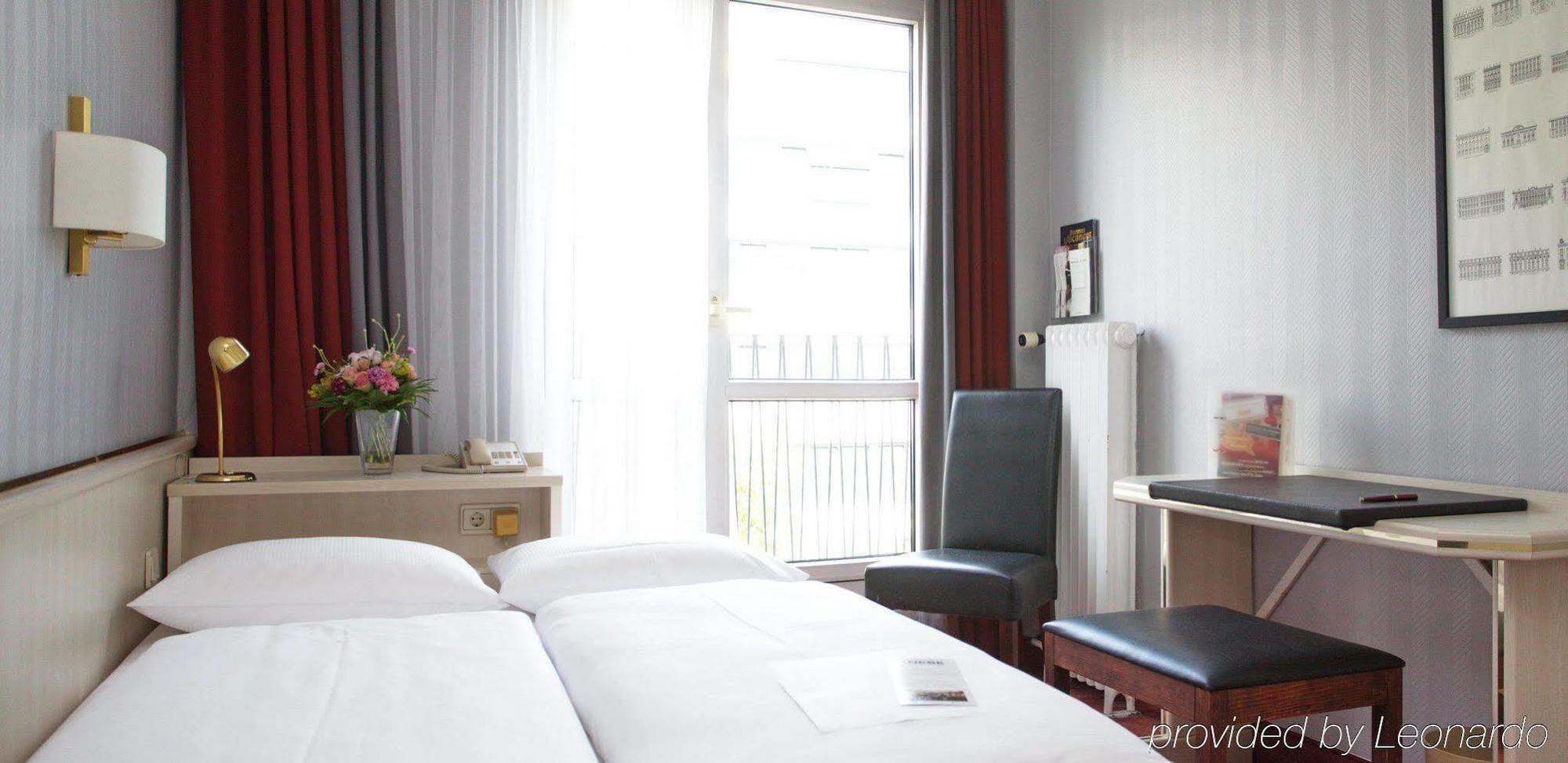 Berlin Plaza Hotel Am Kurfuerstendamm Zewnętrze zdjęcie