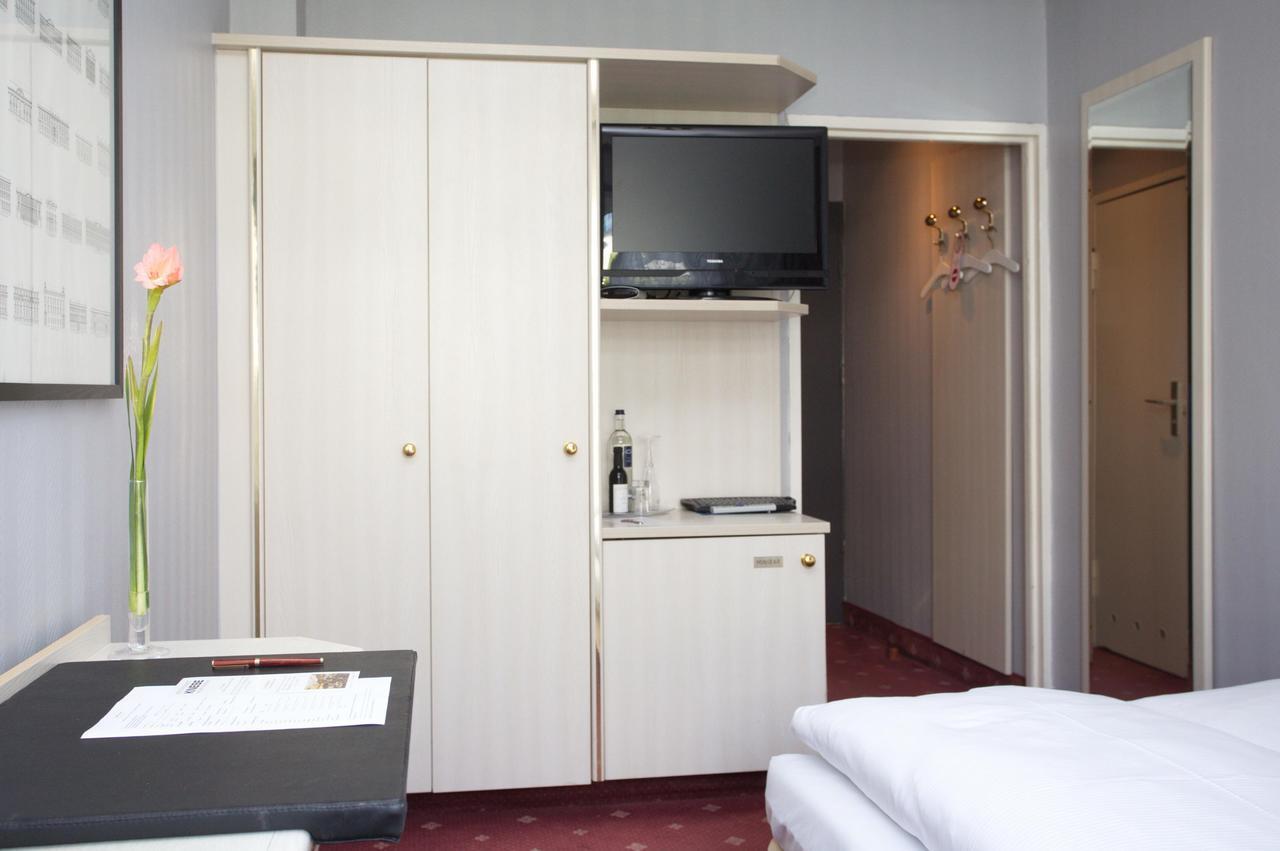 Berlin Plaza Hotel Am Kurfuerstendamm Zewnętrze zdjęcie