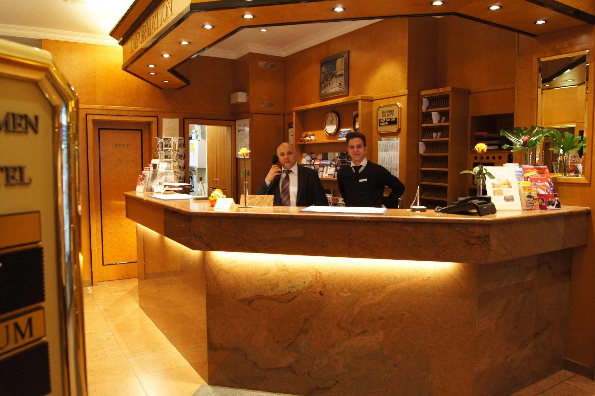 Berlin Plaza Hotel Am Kurfuerstendamm Zewnętrze zdjęcie